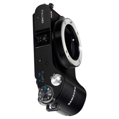 NX200 20.3 MEGAPIXEL COMPACT SYSTEM CAMERA